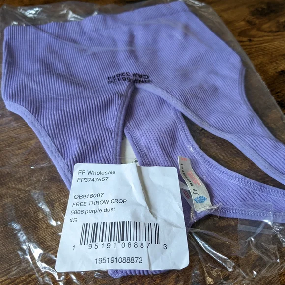 NWT For Love & Lemons Free Throw Crop Tank - Picture 5 of 5